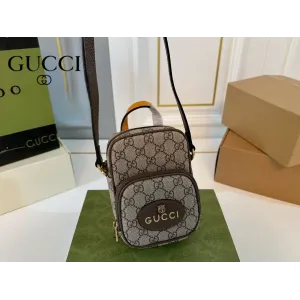 【GUCCI 公式旗艦店】グッチ 斜めがけバッグ 当日出荷 好評に付き再入荷!12*17CM 240724 【GUCCI 公式旗艦店】グッチ 斜めがけバッグ 当日出荷 好評に付き再入荷!12*17CM 240724