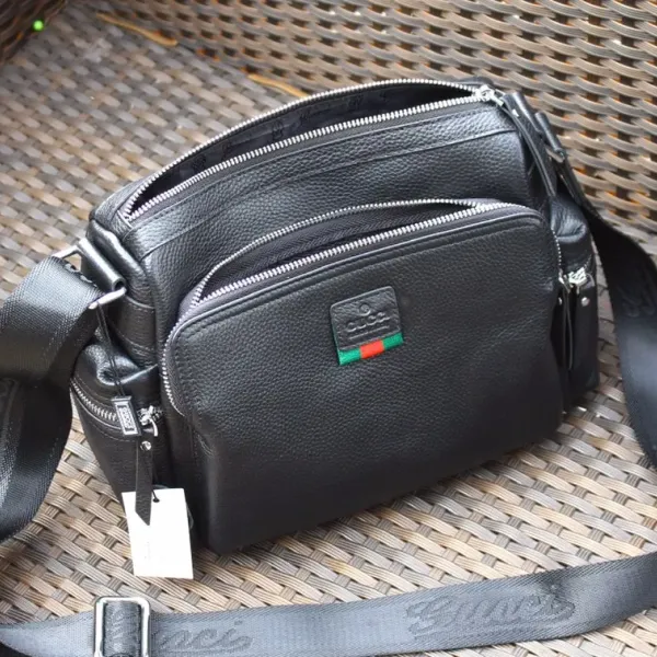 【GUCCI 公式旗艦店】 グッチ 斜めがけバッグ 当日出荷 好評に付き再入荷!31*23*18CM 【GUCCI 公式旗艦店】 グッチ 斜めがけバッグ 当日出荷 好評に付き再入荷!31*23*18CM