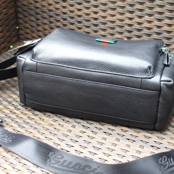 【GUCCI 公式旗艦店】 グッチ 斜めがけバッグ 当日出荷 好評に付き再入荷!31*23*18CM 【GUCCI 公式旗艦店】 グッチ 斜めがけバッグ 当日出荷 好評に付き再入荷!31*23*18CM