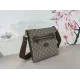 【GUCCI 公式旗艦店】 グッチ 斜めがけバッグ 当日出荷 好評に付き再入荷！21*23.5*4.5CM