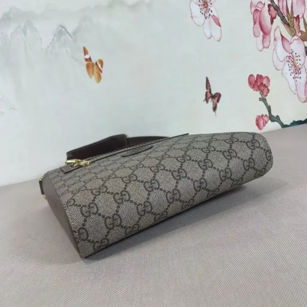 【GUCCI 公式旗艦店】 グッチ 斜めがけバッグ 当日出荷 好評に付き再入荷！21*23.5*4.5CM