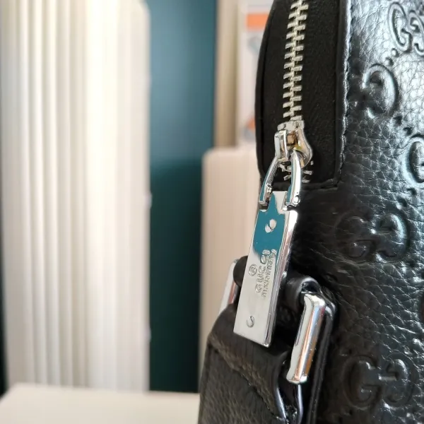 【GUCCI 公式 旗艦店】グッチ ショルダーバッグ 当日出荷 好評に付き再入荷!26*28*5CM 【GUCCI 公式 旗艦店】グッチ ショルダーバッグ 当日出荷 好評に付き再入荷!26*28*5CM