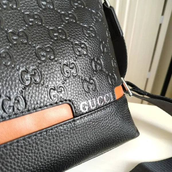 【GUCCI 公式 旗艦店】グッチ ショルダーバッグ 当日出荷 好評に付き再入荷!26*28*5CM 【GUCCI 公式 旗艦店】グッチ ショルダーバッグ 当日出荷 好評に付き再入荷!26*28*5CM
