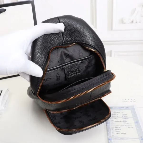 【GUCCI 公式 旗艦店】グッチ 胸ポケット当日出荷 好評に付き再入荷!32*17*4CM 【GUCCI 公式 旗艦店】グッチ 胸ポケット当日出荷 好評に付き再入荷!32*17*4CM