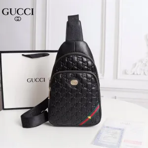 【GUCCI 公式 旗艦店】グッチ 胸ポケット当日出荷 好評に付き再入荷!30*18*7CM 【GUCCI 公式 旗艦店】グッチ 胸ポケット当日出荷 好評に付き再入荷!30*18*7CM