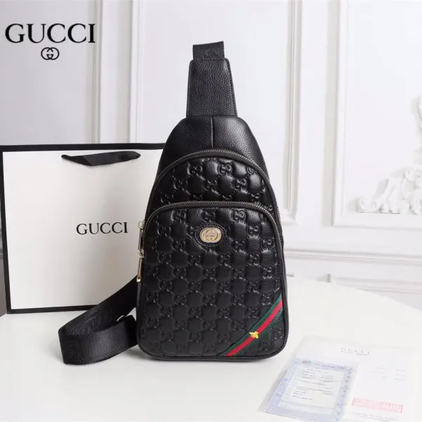 【GUCCI 公式 旗艦店】グッチ 胸ポケット当日出荷 好評に付き再入荷!30*18*7CM 【GUCCI 公式 旗艦店】グッチ 胸ポケット当日出荷 好評に付き再入荷!30*18*7CM