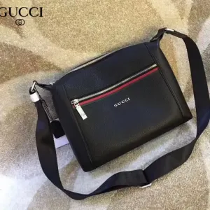 【GUCCI 公式 旗艦店】クッチ ショルダーバッグ 当日出荷 好評に付き再入荷!31*21*7CM 【GUCCI 公式 旗艦店】クッチ ショルダーバッグ 当日出荷 好評に付き再入荷!31*21*7CM