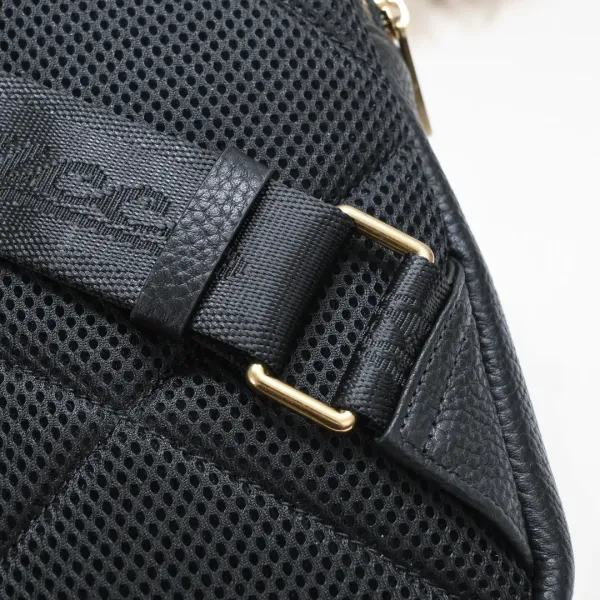 【GUCCI 公式 旗艦店】クッチ  胸ポケット当日出荷 好評に付き再入荷！27*18*7CM