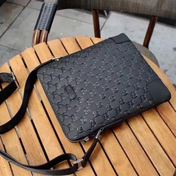 【GUCCI 公式 旗艦店】クッチ ショルダーバッグ 当日出荷 好評に付き再入荷!24*27*5CM 【GUCCI 公式 旗艦店】クッチ ショルダーバッグ 当日出荷 好評に付き再入荷!24*27*5CM