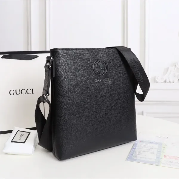 【GUCCI 公式 旗艦店】クッチ    ショルダーバッグ 当日出荷 好評に付き再入荷！25*27*6CM