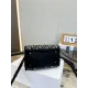 【DIOR 公式 旗艦店】ディオール ショルダーバッグ 当日出荷 好評に付き再入荷!19*13CM 【DIOR 公式 旗艦店】ディオール ショルダーバッグ 当日出荷 好評に付き再入荷!19*13CM
