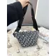 【DIOR 公式 旗艦店】 ディオール ウエストポーチ 当日出荷 好評に付き再入荷!23*18CM 【DIOR 公式 旗艦店】 ディオール ウエストポーチ 当日出荷 好評に付き再入荷!23*18CM