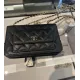 【2way/ポケット付き♪】CHANEL シャネル チェーンウォレット ミニバック 12.5 × 19 × 3.5CM  240920