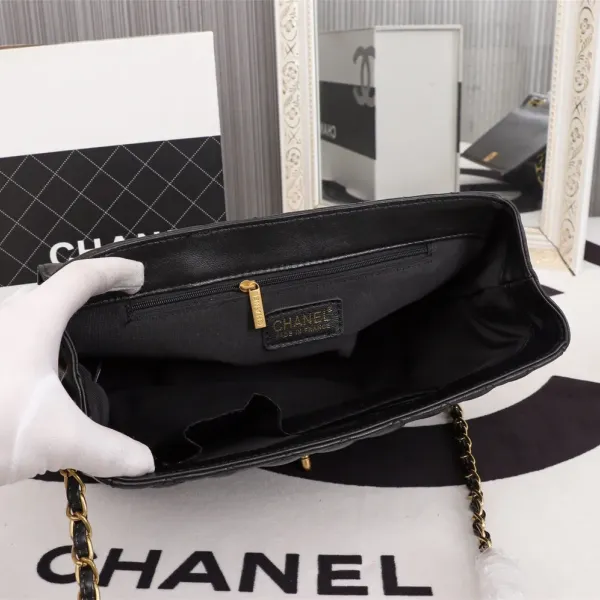 【CHANEL 公式旗艦店】シャネル 斜めがけバッグ 当日出荷好評に付き再入荷30*21*10CM 【CHANEL 公式旗艦店】シャネル 斜めがけバッグ 当日出荷好評に付き再入荷30*21*10CM
