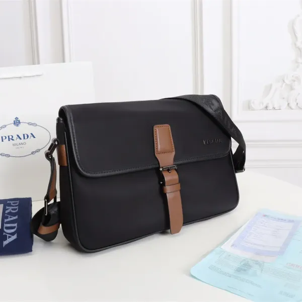 【PRADA 公式 旗艦店】プラダ 斜めがけバッグ 当日出荷 好評に付き再入荷!31*21*6CM 【PRADA 公式 旗艦店】プラダ 斜めがけバッグ 当日出荷 好評に付き再入荷!31*21*6CM