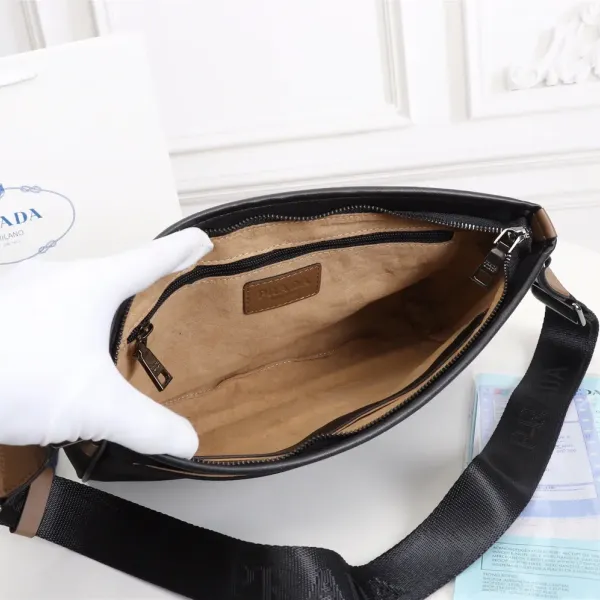 【PRADA 公式 旗艦店】プラダ 斜めがけバッグ 当日出荷 好評に付き再入荷!31*21*6CM 【PRADA 公式 旗艦店】プラダ 斜めがけバッグ 当日出荷 好評に付き再入荷!31*21*6CM