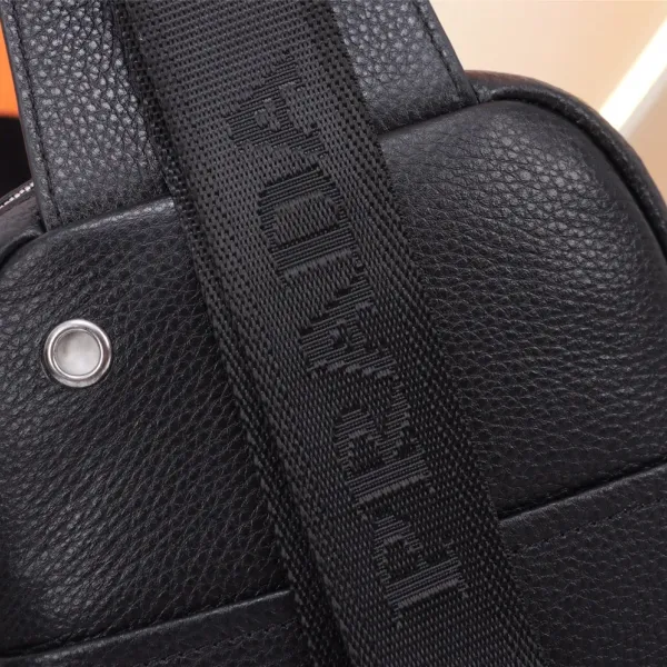 【PRADA 公式 旗艦店】プラダ 胸ポケット当日出荷 好評に付き再入荷!34*17*6CM 【PRADA 公式 旗艦店】プラダ 胸ポケット当日出荷 好評に付き再入荷!34*17*6CM