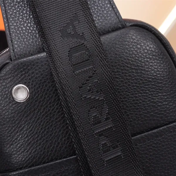 【PRADA 公式 旗艦店】プラダ 胸ポケット当日出荷 好評に付き再入荷!34*17*6CM 【PRADA 公式 旗艦店】プラダ 胸ポケット当日出荷 好評に付き再入荷!34*17*6CM