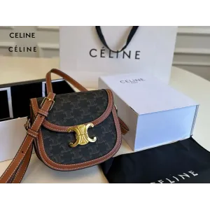【CELINE 公式旗艦店】セリーヌ 斜めがけバッグ 当日出荷 好評に付き再入荷!18*16CM 1240723 【CELINE 公式旗艦店】セリーヌ 斜めがけバッグ 当日出荷 好評に付き再入荷!18*16CM 1240723