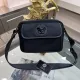 【VERSACE 公式旗艦店】ヴェルサーチ ショルダーバッグ 当日出荷 好評に付き再入荷!25*6*18CM 【VERSACE 公式旗艦店】ヴェルサーチ ショルダーバッグ 当日出荷 好評に付き再入荷!25*6*18CM