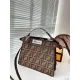 【FENDI 公式旗艦店】フェンディ 斜めがけバッグ 当日出荷 好評に付き再入荷!26.5*21.5CM 【FENDI 公式旗艦店】フェンディ 斜めがけバッグ 当日出荷 好評に付き再入荷!26.5*21.5CM