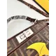 【FENDI 公式旗艦店】フェンディ 斜めがけバッグ 当日出荷 好評に付き再入荷!26.5*21.5CM 【FENDI 公式旗艦店】フェンディ 斜めがけバッグ 当日出荷 好評に付き再入荷!26.5*21.5CM