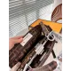 【FENDI 公式旗艦店】フェンディ 斜めがけバッグ 当日出荷 好評に付き再入荷!26.5*21.5CM 【FENDI 公式旗艦店】フェンディ 斜めがけバッグ 当日出荷 好評に付き再入荷!26.5*21.5CM