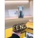 【FENDI 公式 旗艦店】 フェンディ ショルダーバッグ 当日出荷 好評に付き再入荷!19*10CM 【FENDI 公式 旗艦店】 フェンディ ショルダーバッグ 当日出荷 好評に付き再入荷!19*10CM