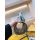 【FENDI 公式 旗艦店】 フェンディ ショルダーバッグ 当日出荷 好評に付き再入荷!19*10CM 【FENDI 公式 旗艦店】 フェンディ ショルダーバッグ 当日出荷 好評に付き再入荷!19*10CM