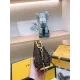 【FENDI 公式 旗艦店】 フェンディ ショルダーバッグ 当日出荷 好評に付き再入荷!19*10CM 【FENDI 公式 旗艦店】 フェンディ ショルダーバッグ 当日出荷 好評に付き再入荷!19*10CM