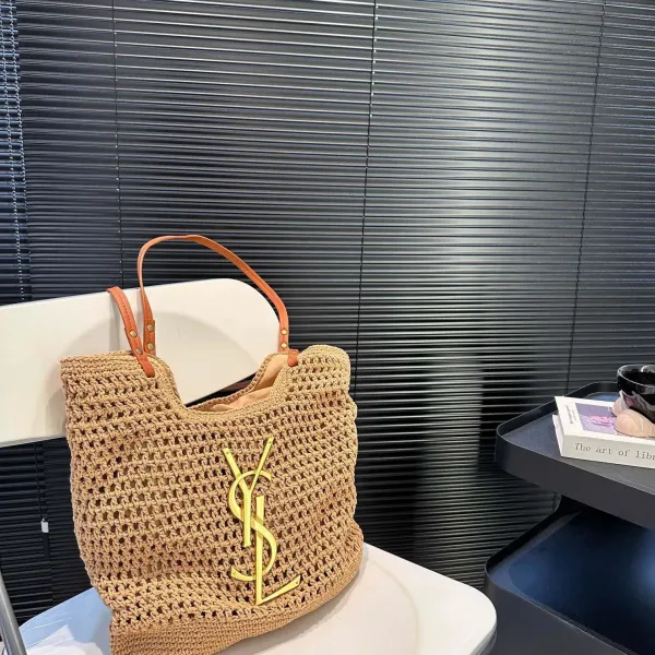 【YSL SAINT LAURENT 公式旗艦店】サンローラン   ハンドバッグ 当日出荷 好評に付き再入荷！38*32CM 240722