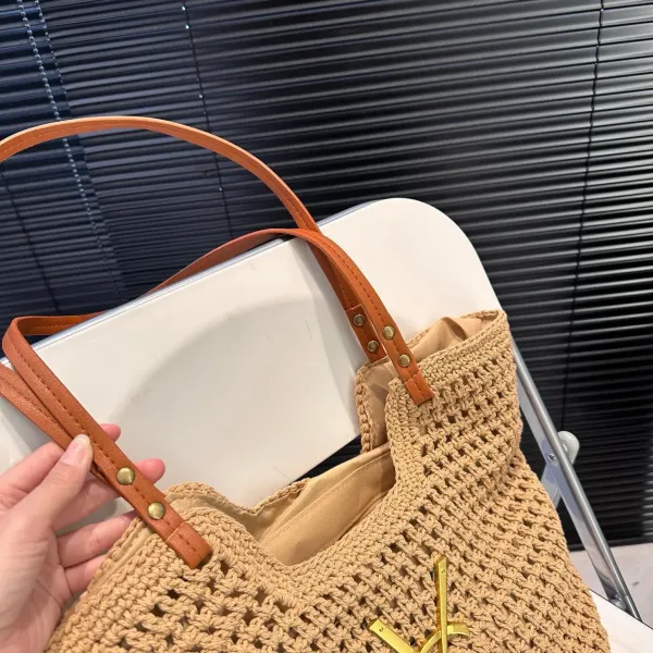 【YSL SAINT LAURENT 公式旗艦店】サンローラン   ハンドバッグ 当日出荷 好評に付き再入荷！38*32CM 240722