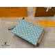 LV【LOUIS VUITTON  公式 旗艦店】 ルイヴィトン   クラッチバッグ 当日出荷 好評に付き再入荷！30*21CM  241101