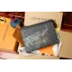 LV【LOUIS VUITTON 公式 旗艦店】 ルイヴィトン クラッチバッグ 当日出荷 好評に付き再入荷!24*21*6CM 241101 LV【LOUIS VUITTON 公式 旗艦店】 ルイヴィトン クラッチバッグ 当日出荷 好評に付き再入荷!24*21*6CM 241101
