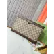 【GUCCI  公式 旗艦店】 グッチ   クラッチバッグ 当日出荷 好評に付き再入荷！28*18*2.5CM  241101