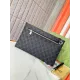 【GUCCI  公式 旗艦店】 グッチ   クラッチバッグ 当日出荷 好評に付き再入荷！28*18*2.5CM  241101