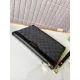 【GUCCI  公式 旗艦店】 グッチ   クラッチバッグ 当日出荷 好評に付き再入荷！28*18*2.5CM  241101