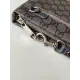 【GUCCI  公式 旗艦店】 グッチ   クラッチバッグ 当日出荷 好評に付き再入荷！28*18*2.5CM  241101