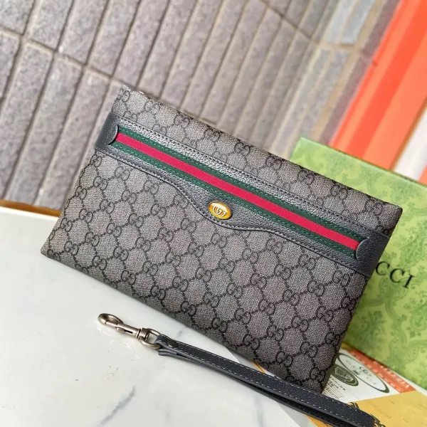 【GUCCI  公式 旗艦店】 グッチ   クラッチバッグ 当日出荷 好評に付き再入荷！28*18*2.5CM  241101