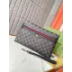 【GUCCI  公式 旗艦店】 グッチ   クラッチバッグ 当日出荷 好評に付き再入荷！28*18*2.5CM  241101
