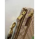【GUCCI  公式 旗艦店】 グッチ   クラッチバッグ 当日出荷 好評に付き再入荷！28*18*2.5CM  241101