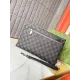 【GUCCI  公式 旗艦店】 グッチ   クラッチバッグ 当日出荷 好評に付き再入荷！28*18*2.5CM  241101