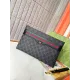 【GUCCI  公式 旗艦店】 グッチ   クラッチバッグ 当日出荷 好評に付き再入荷！28*18*2.5CM  241101