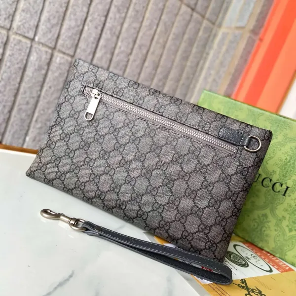 【GUCCI 公式 旗艦店】 グッチ クラッチバッグ 当日出荷 好評に付き再入荷!28*18*2.5CM 241101 【GUCCI 公式 旗艦店】 グッチ クラッチバッグ 当日出荷 好評に付き再入荷!28*18*2.5CM 241101