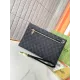 【GUCCI 公式 旗艦店】 グッチ クラッチバッグ 当日出荷 好評に付き再入荷!28*18*2.5CM 241101 【GUCCI 公式 旗艦店】 グッチ クラッチバッグ 当日出荷 好評に付き再入荷!28*18*2.5CM 241101