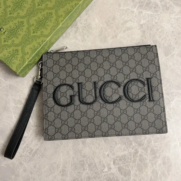 【GUCCI 公式 旗艦店】 グッチ クラッチバッグ 当日出荷 好評に付き再入荷!22*28*3CM 241101 【GUCCI 公式 旗艦店】 グッチ クラッチバッグ 当日出荷 好評に付き再入荷!22*28*3CM 241101