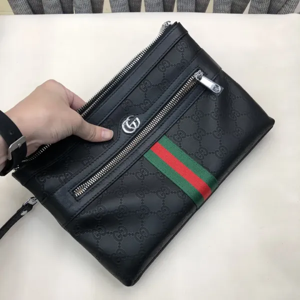 【GUCCI 公式 旗艦店】クッチ クラッチバッグ 当日出荷 好評に付き再入荷!28*18*3CM 【GUCCI 公式 旗艦店】クッチ クラッチバッグ 当日出荷 好評に付き再入荷!28*18*3CM
