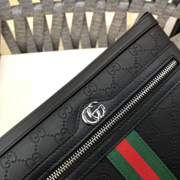 【GUCCI 公式 旗艦店】クッチ クラッチバッグ 当日出荷 好評に付き再入荷!28*18*3CM 【GUCCI 公式 旗艦店】クッチ クラッチバッグ 当日出荷 好評に付き再入荷!28*18*3CM
