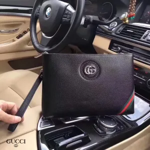 【GUCCI 公式 旗艦店】クッチ クラッチバッグ 当日出荷 好評に付き再入荷!29*19*3.5CM 【GUCCI 公式 旗艦店】クッチ クラッチバッグ 当日出荷 好評に付き再入荷!29*19*3.5CM