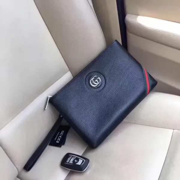 【GUCCI 公式 旗艦店】クッチ クラッチバッグ 当日出荷 好評に付き再入荷!29*19*3.5CM 【GUCCI 公式 旗艦店】クッチ クラッチバッグ 当日出荷 好評に付き再入荷!29*19*3.5CM